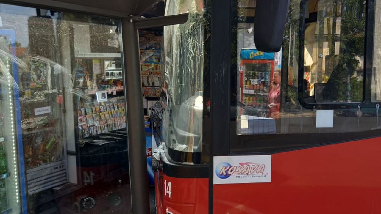 Autobus Košava