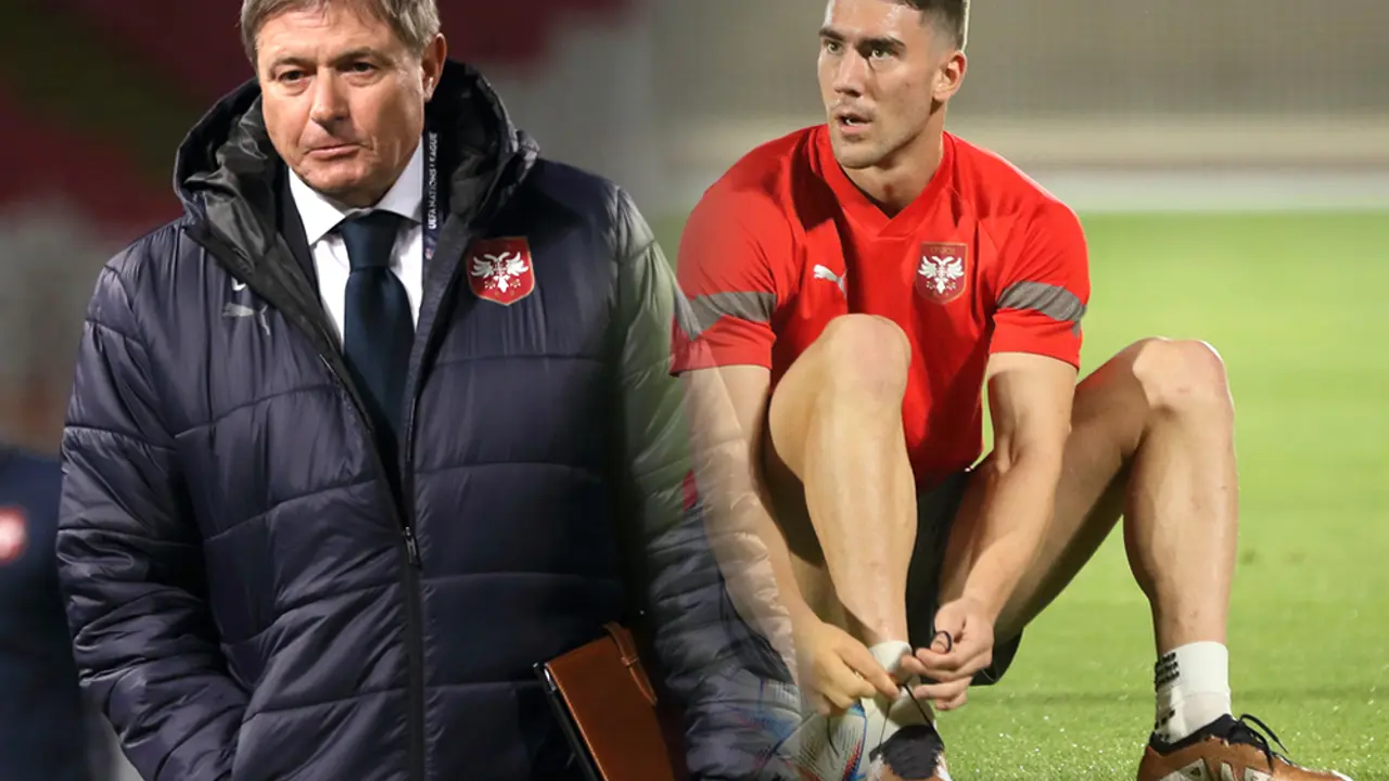 Dragan Stojković Piksi, Dušan Vlahović