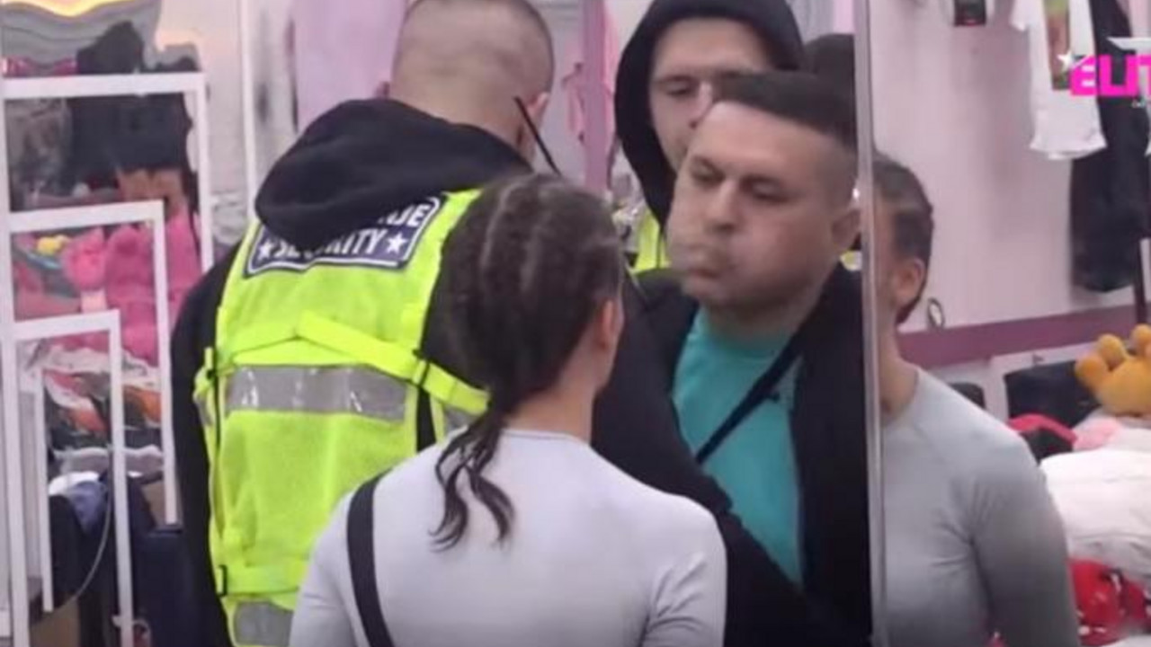 Nenad Macanović Bebica, Teodora Delić