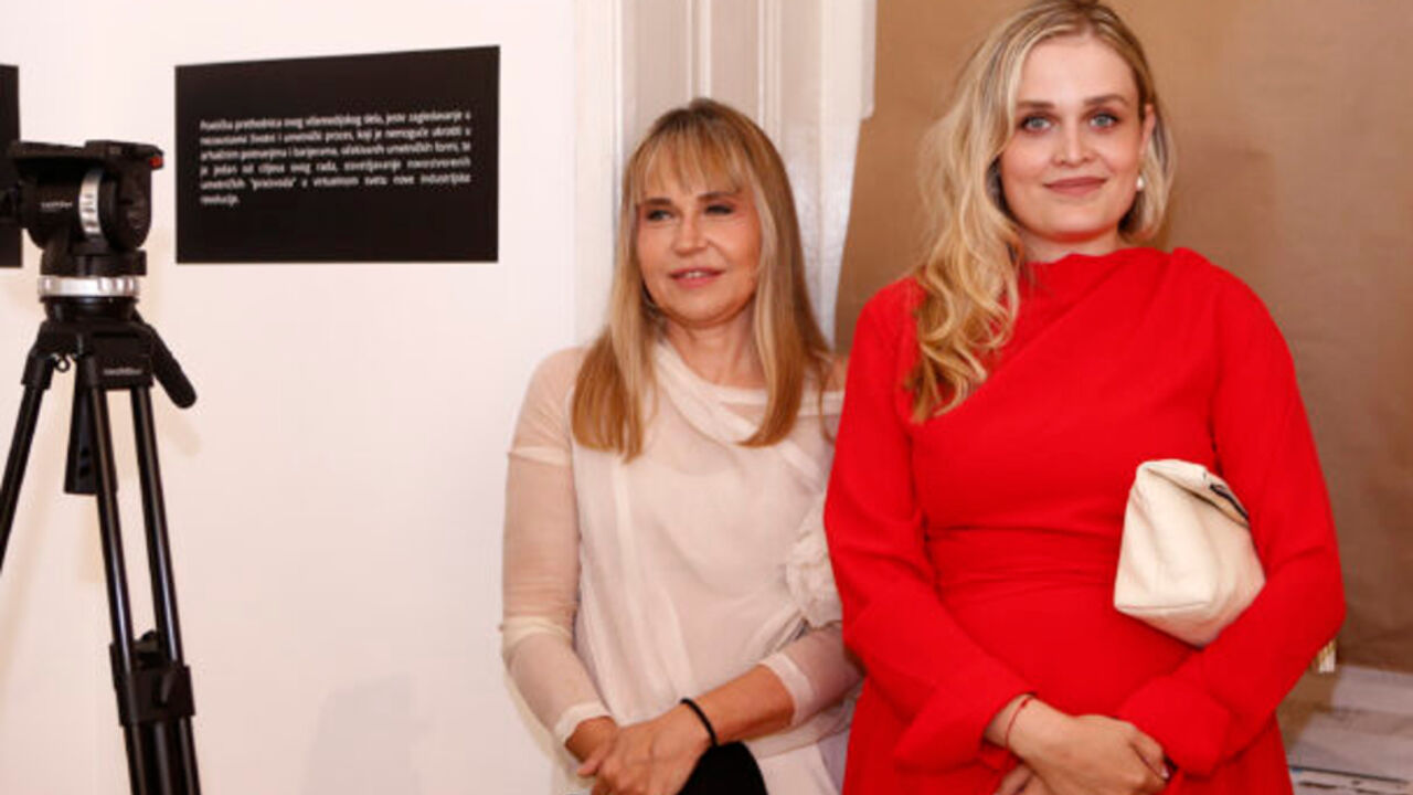 Anica Dobra i Mina Sovtić