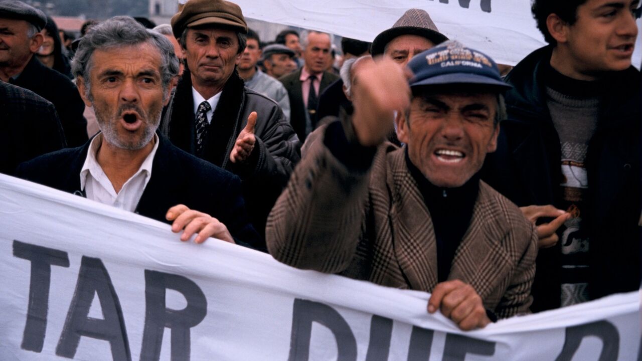 Demonstracije u Tirani
