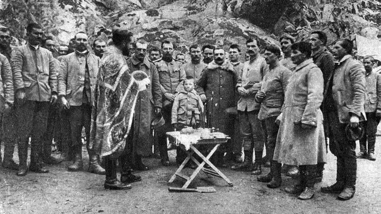 Momčilo Gavrić sa jedinicom na Krfu