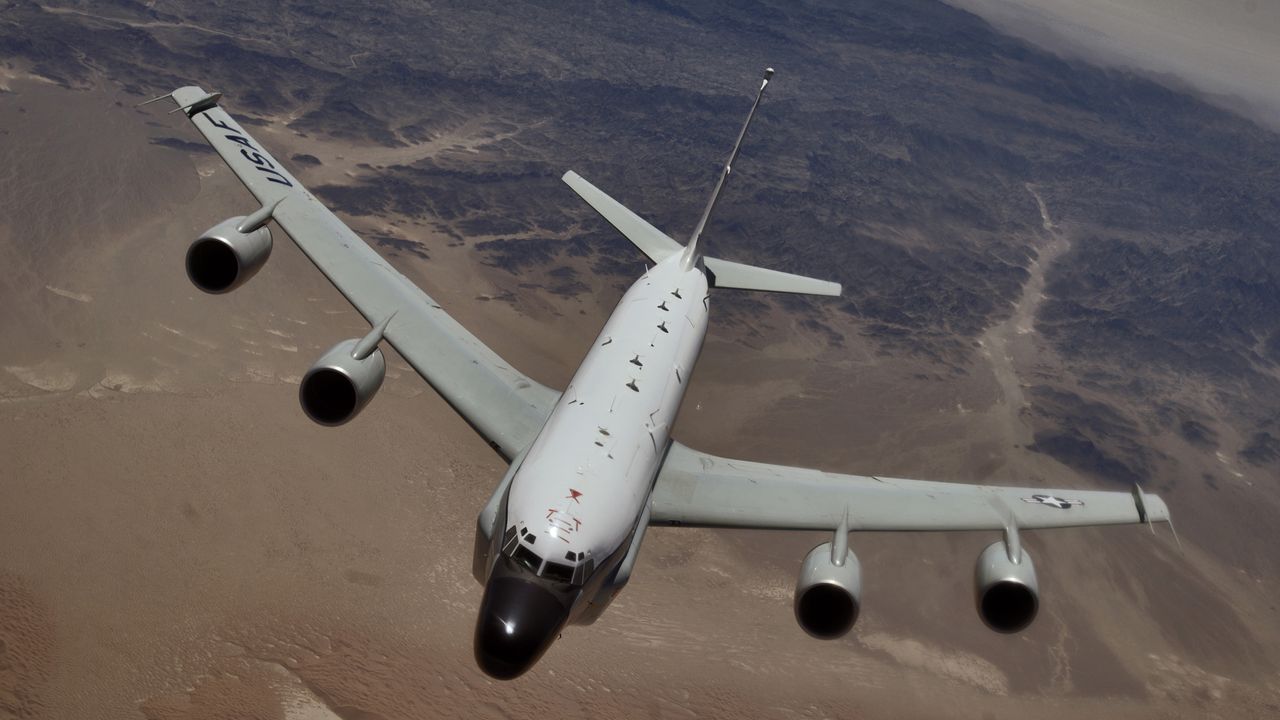 RC-135