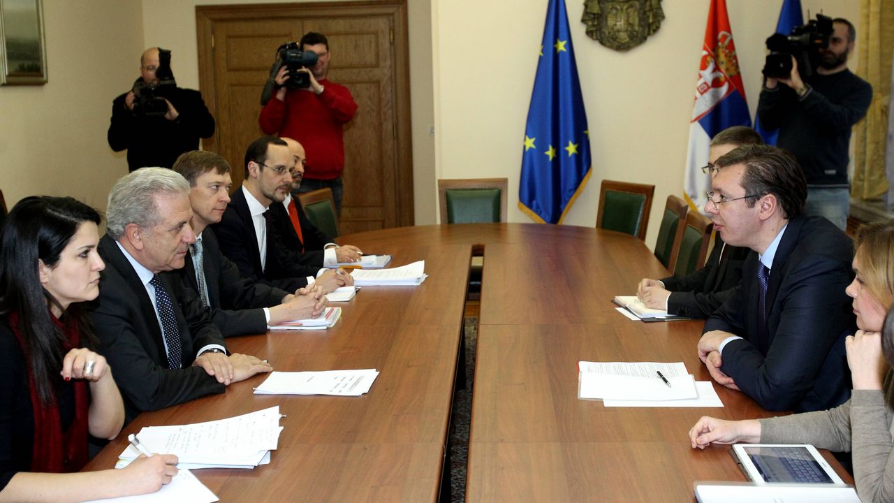 Aleksandar Vučić i Dimitris Avramopulos
