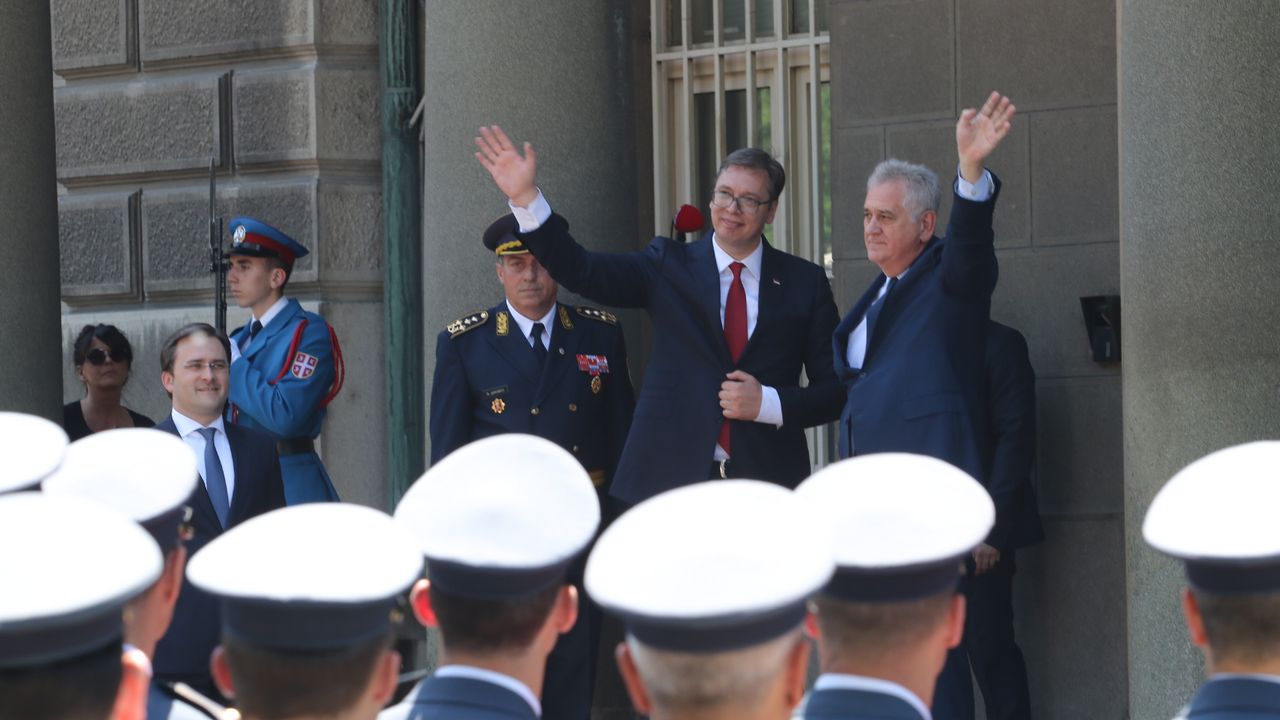 ALEKSANDAR-VUCIC,-TOMISLAV-NIKOLIC
