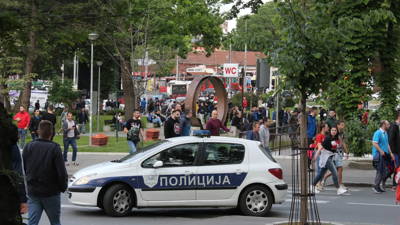 policija