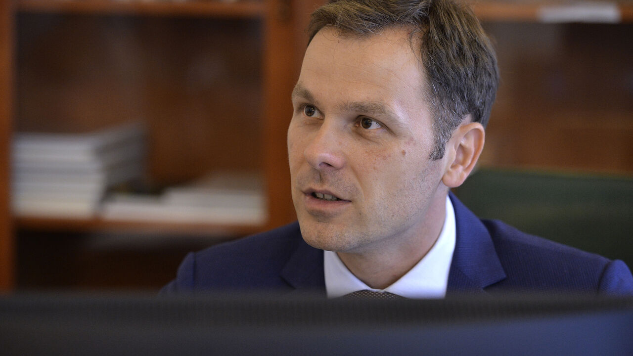 SINISA-MALI 