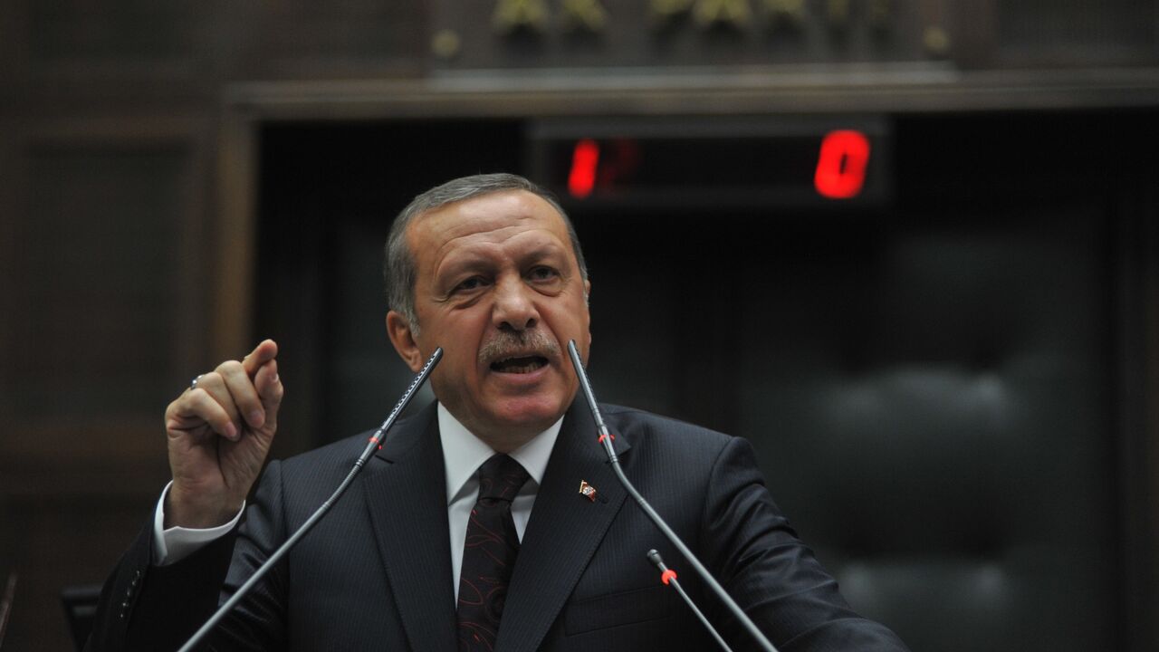Tajip Redžep Erdogan, Uvređen, Fejizoglu, Ankara