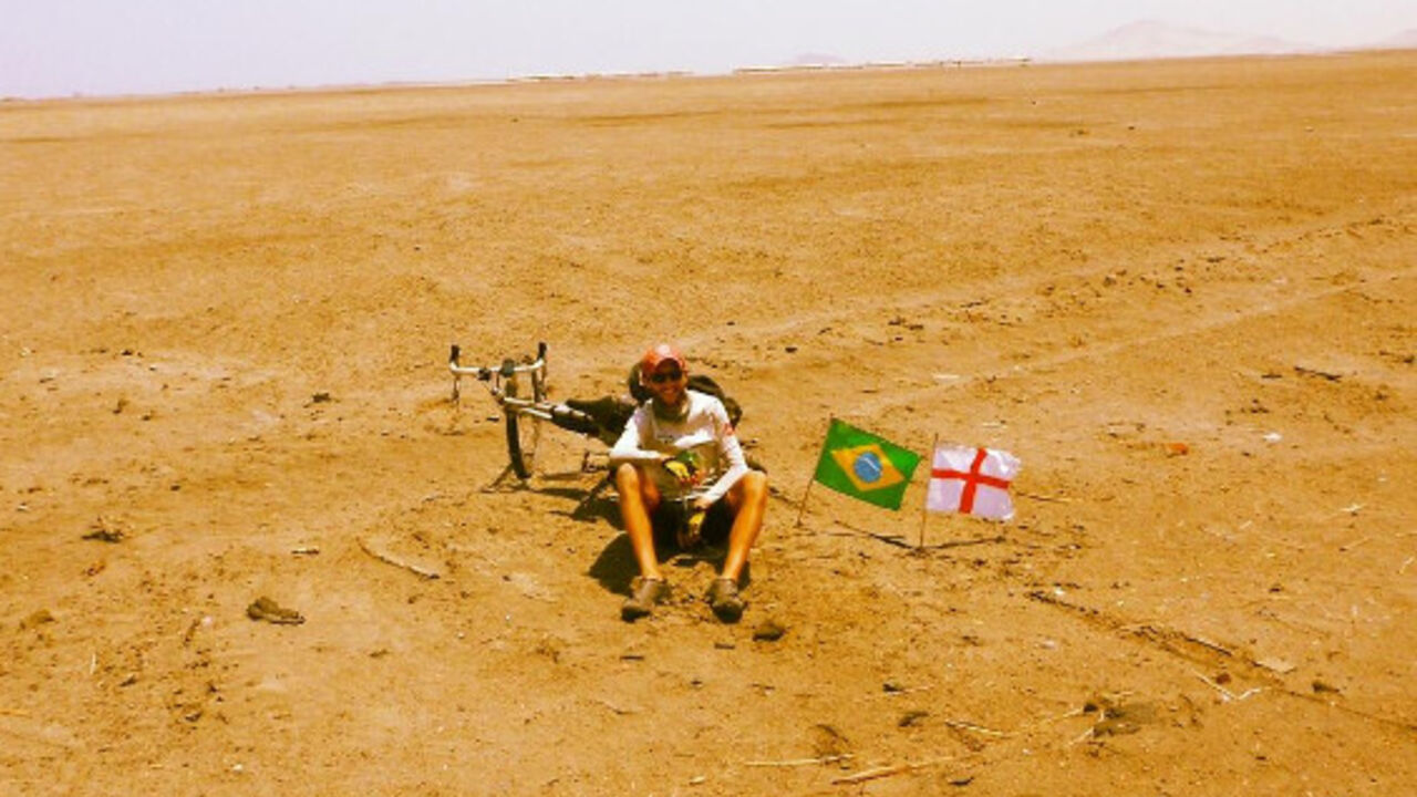 Hju Tompson na putu do Brazila