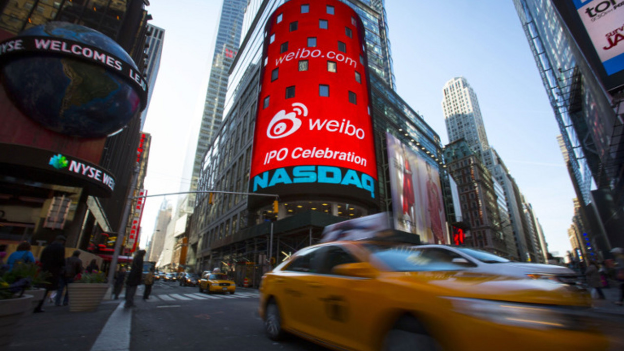 Weibo na Times Square ekranu