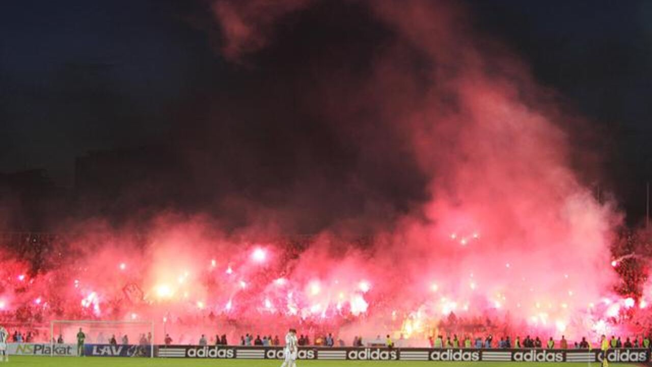 Vatromet Zvezdinih navijača,Večiti derbi 