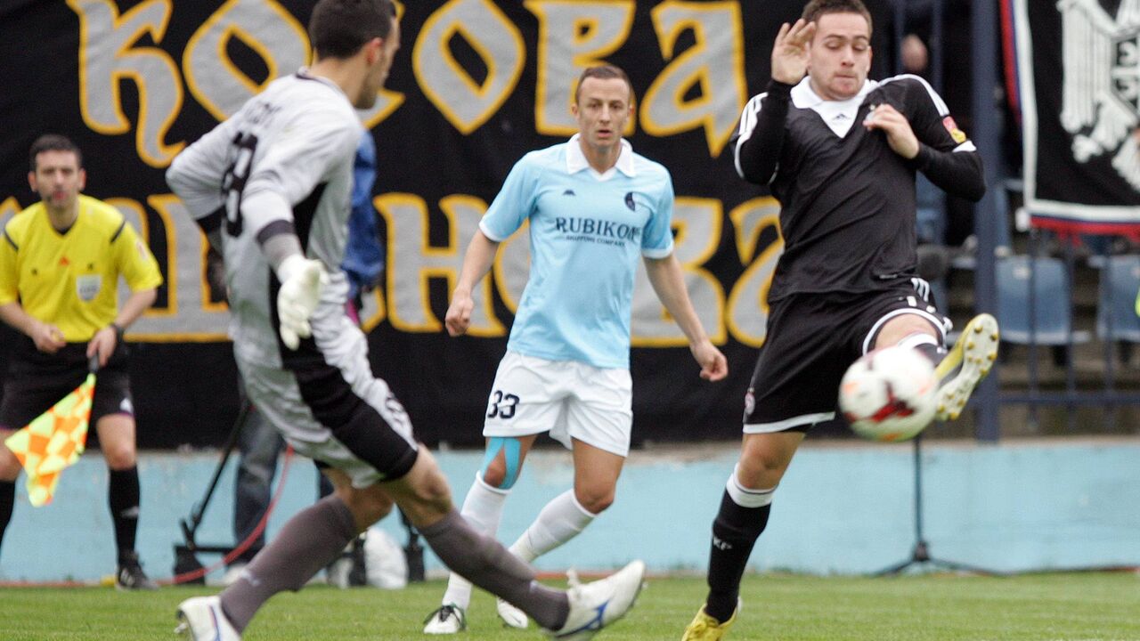 Fudbaleri Rada na meču sa Partizanom