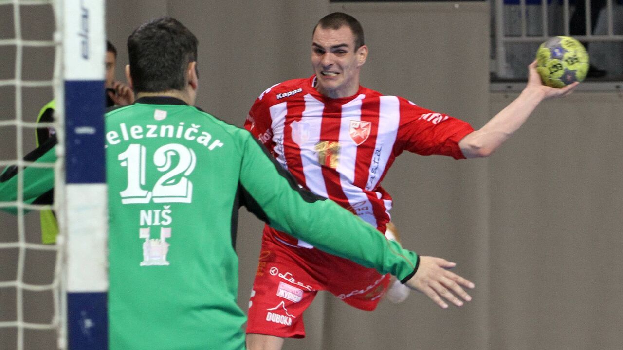 Detalj sa susreta drugog kola između Železničara i Crvene zvezde u Nišu