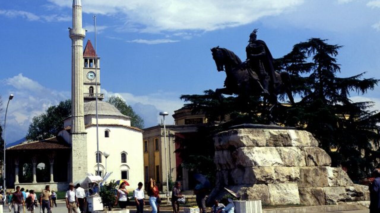 Tirana, Skenderbeg