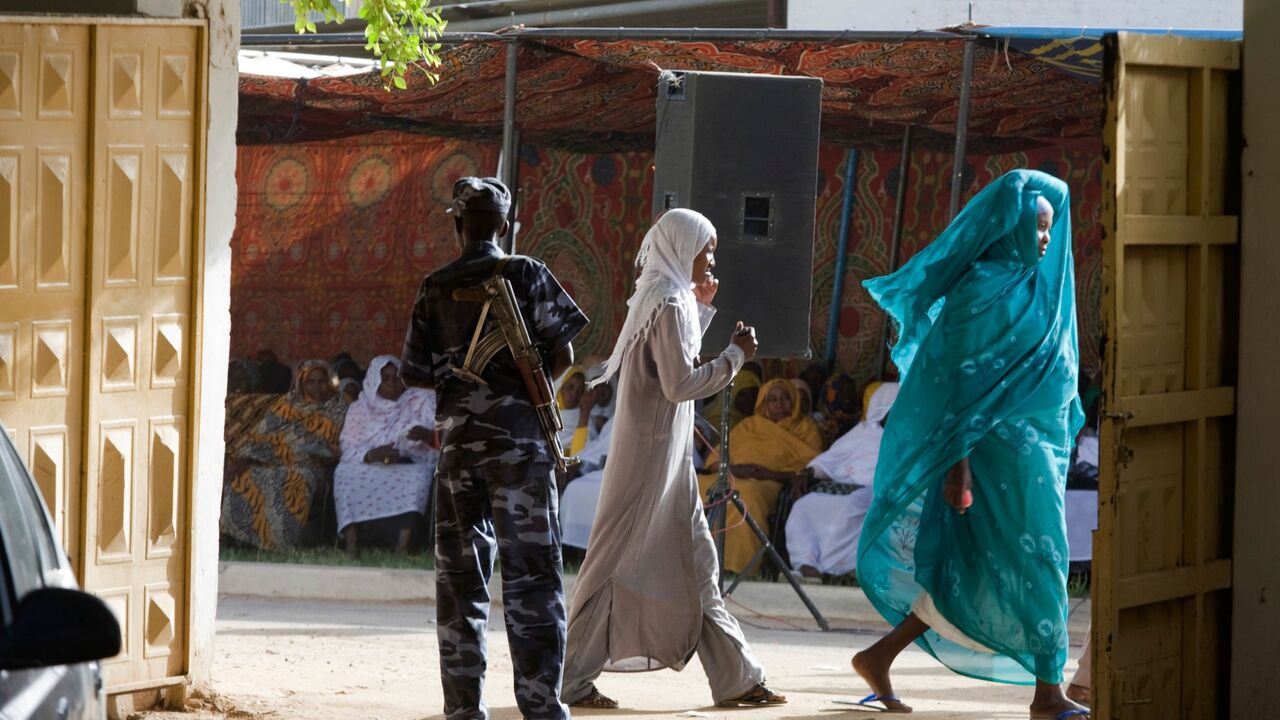 žene u Sudanu
