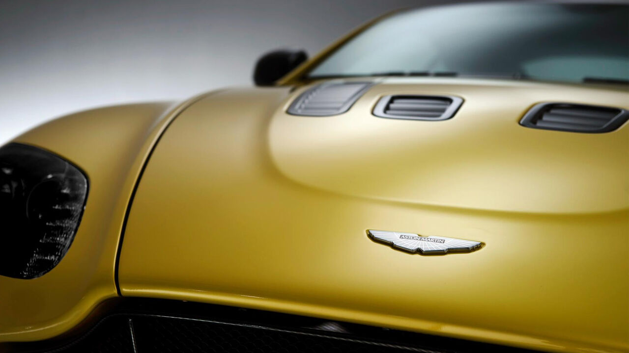Aston Martin V12 Vantage S