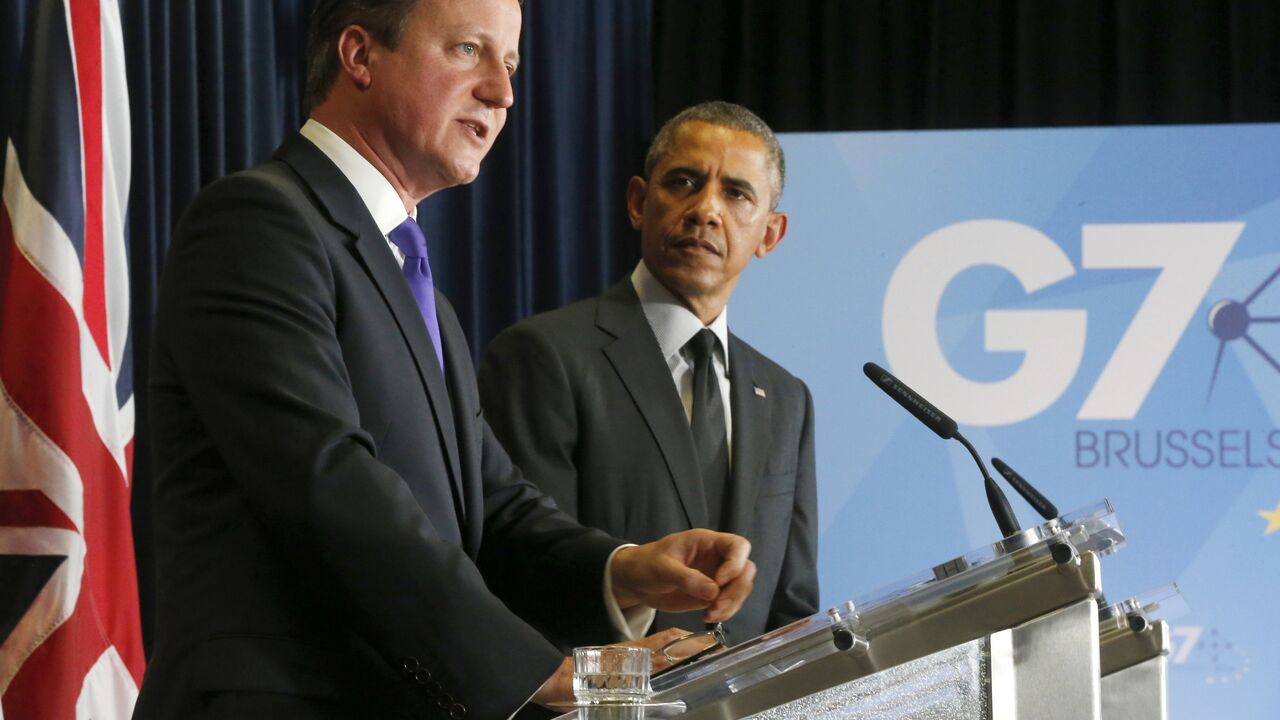Barak Obama i Dejvid Kameron na konferenciji za novinare