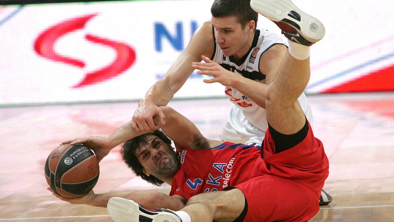 Miloš Teodosić na utakmici sa Partizanom