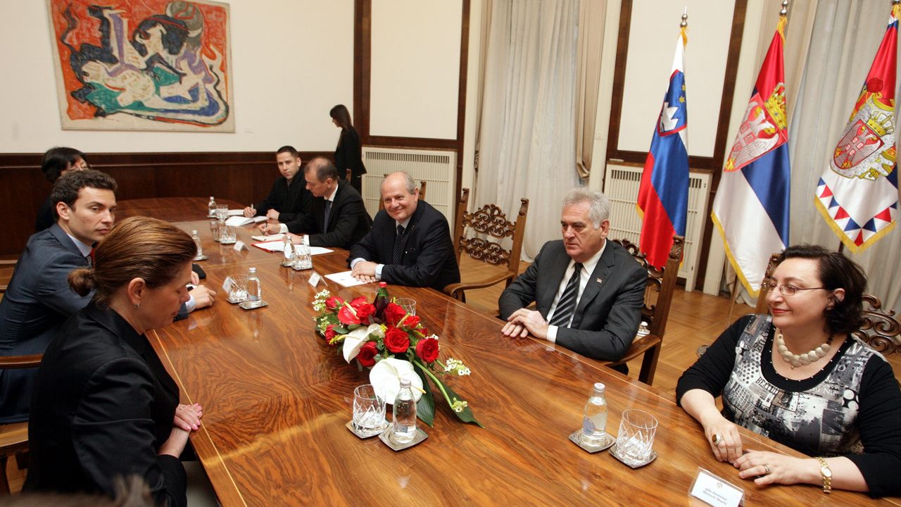 Tomislav Nikolić, Alenka Bratušek, sastanak
