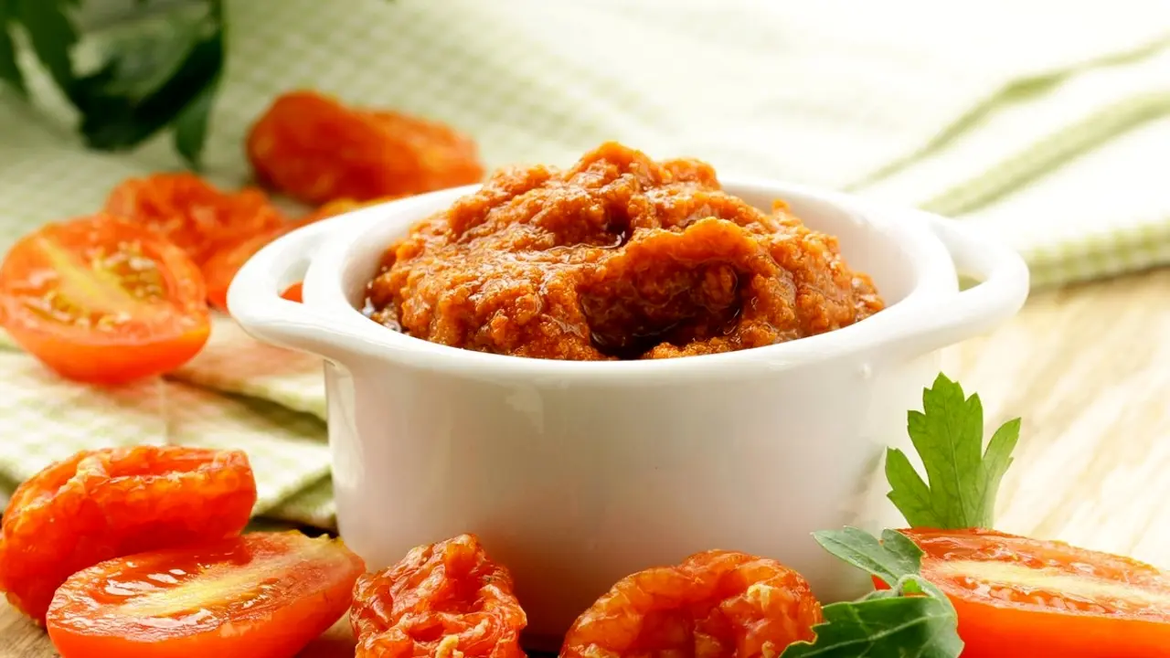 Pesto od sušenog paradajza