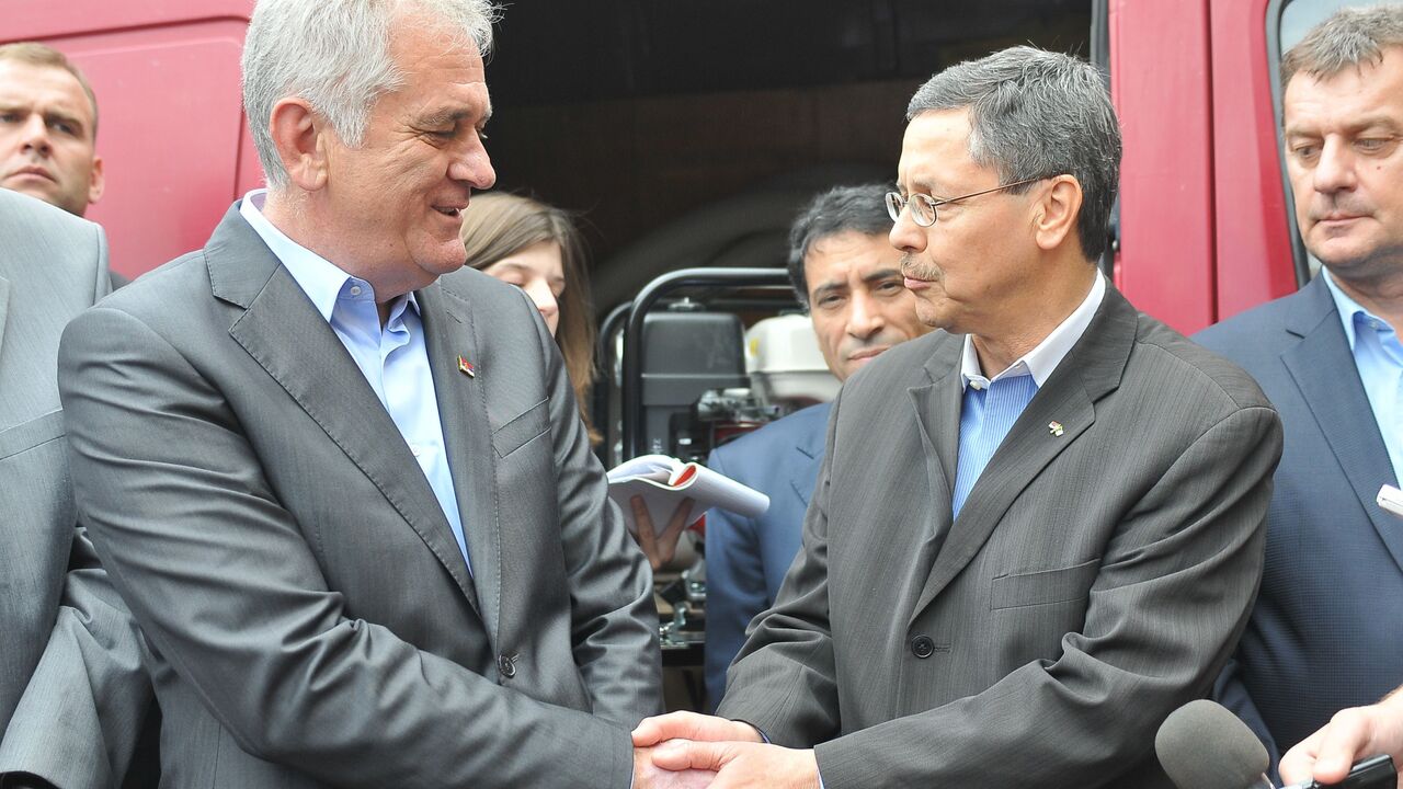 Nikolić sa ambasadorima u Kraljevu