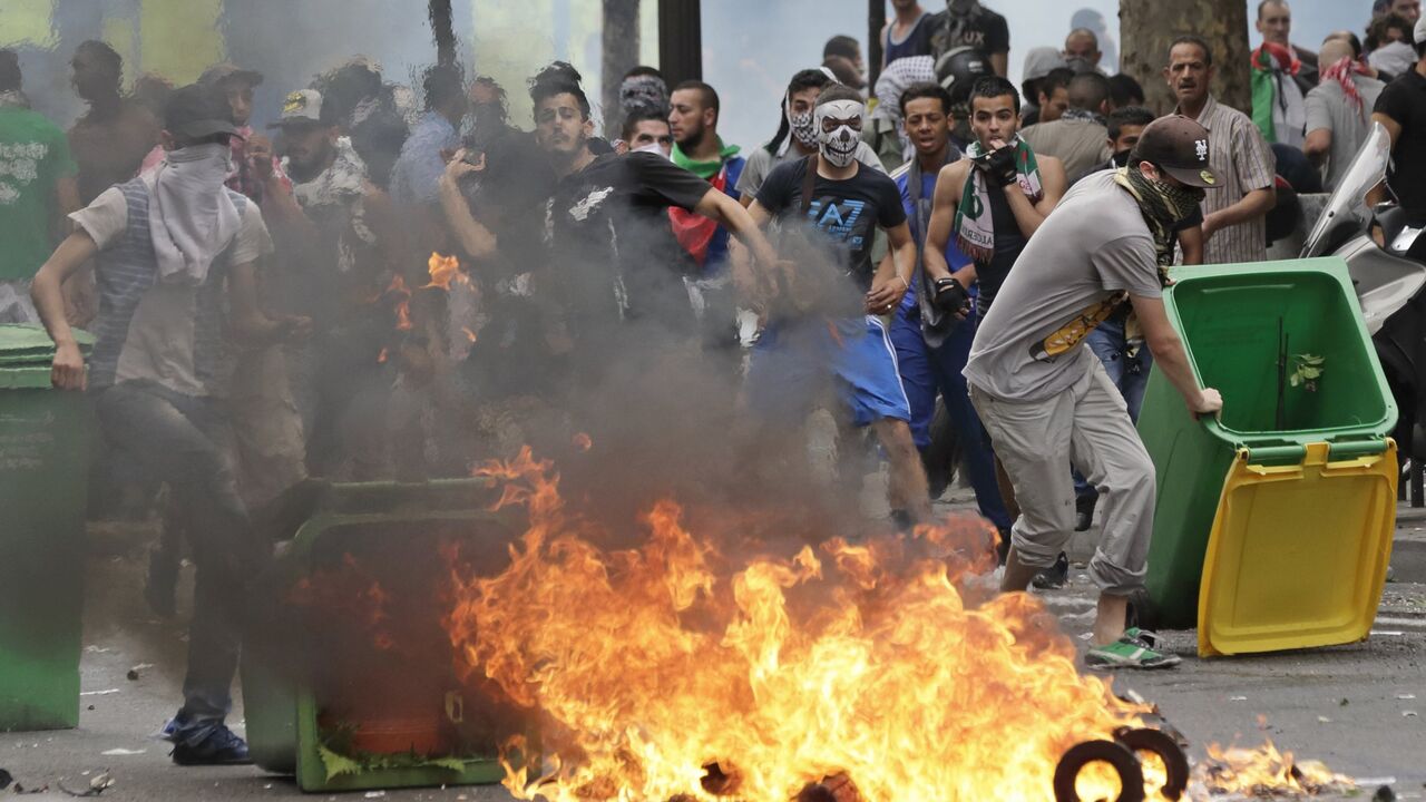 Pariz, demonstracije, neredi