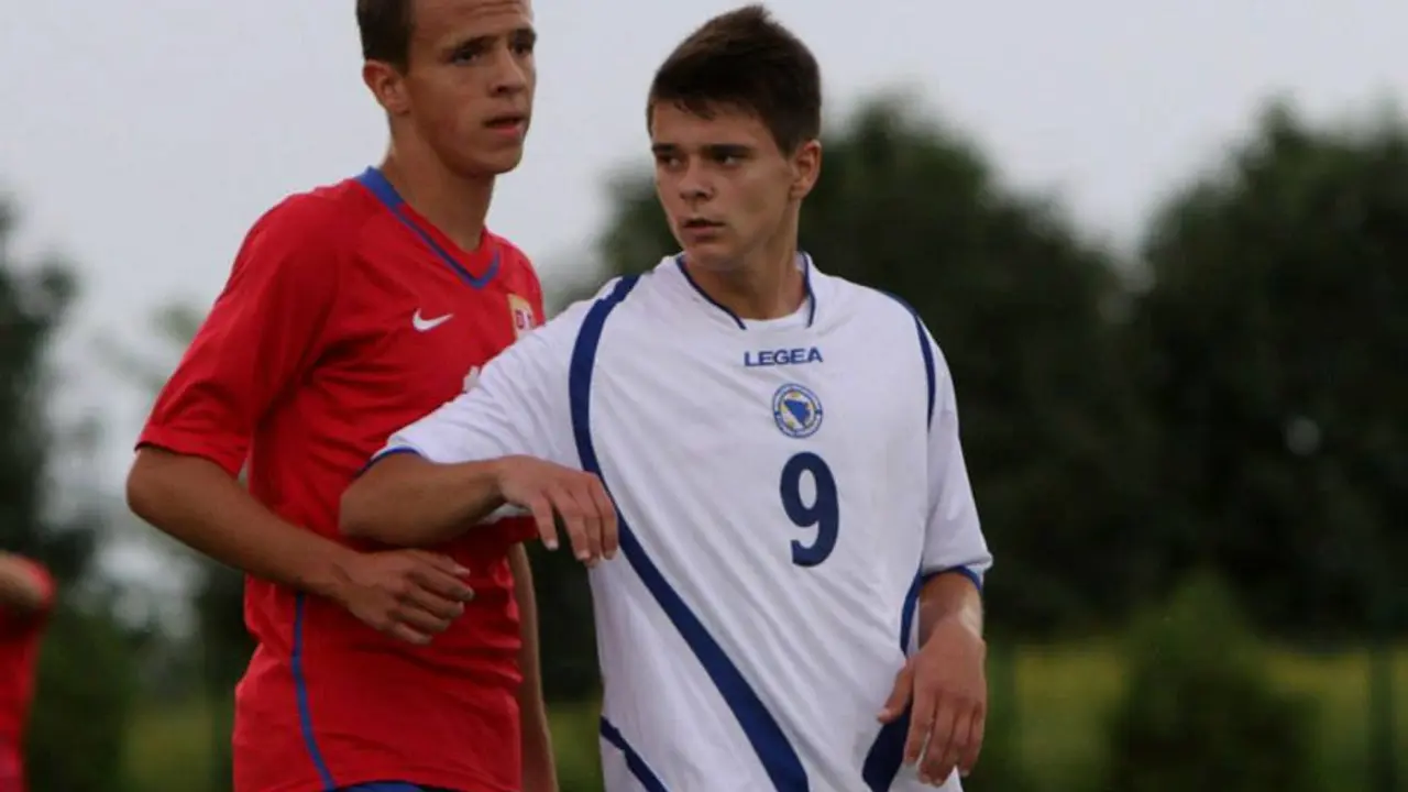 Nemanja Maksimović