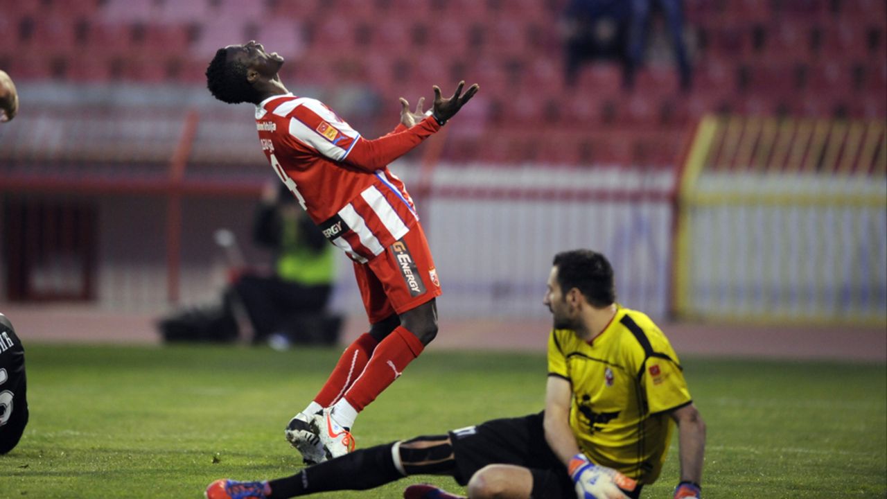 Abiola Dauda, FK Crvena zvezda