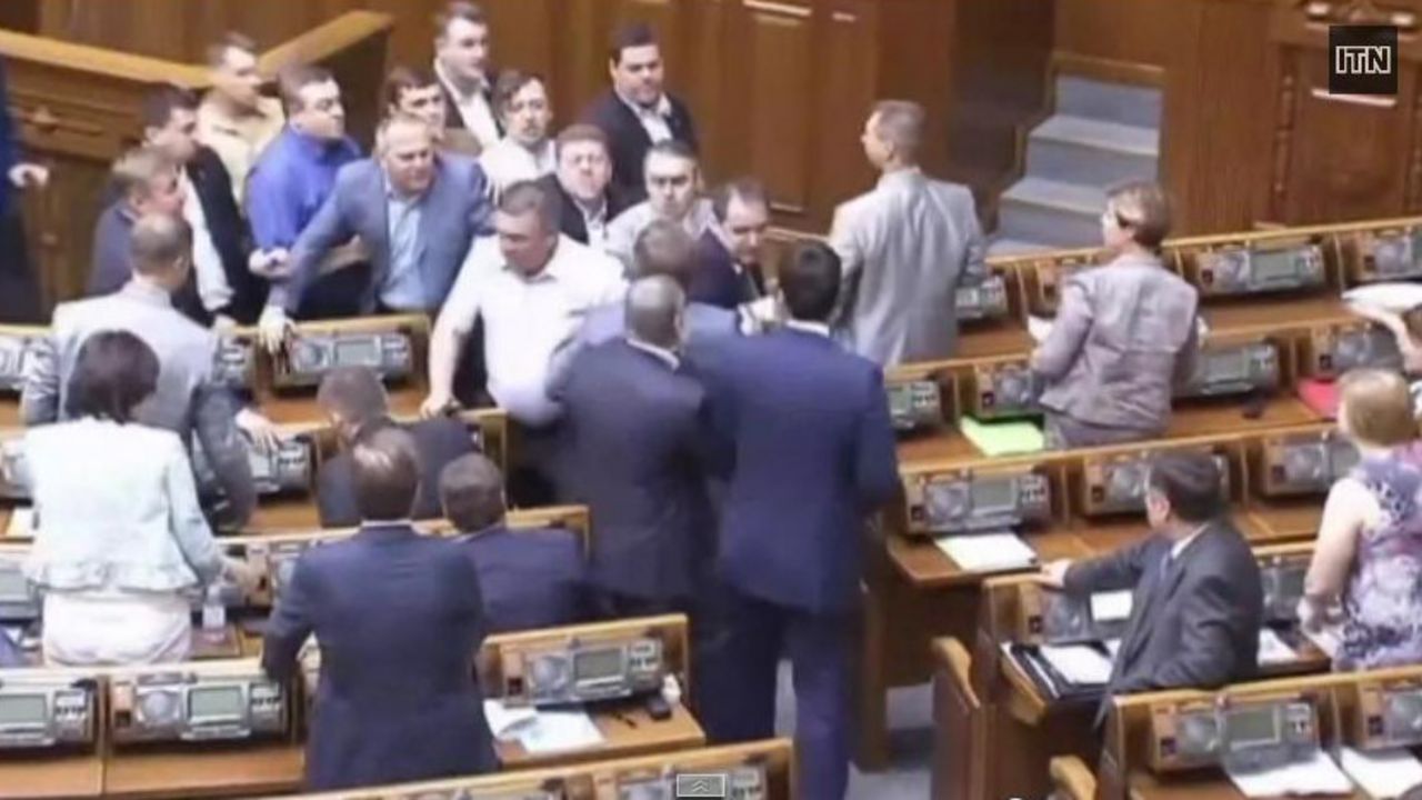 Tuča u parlamentu