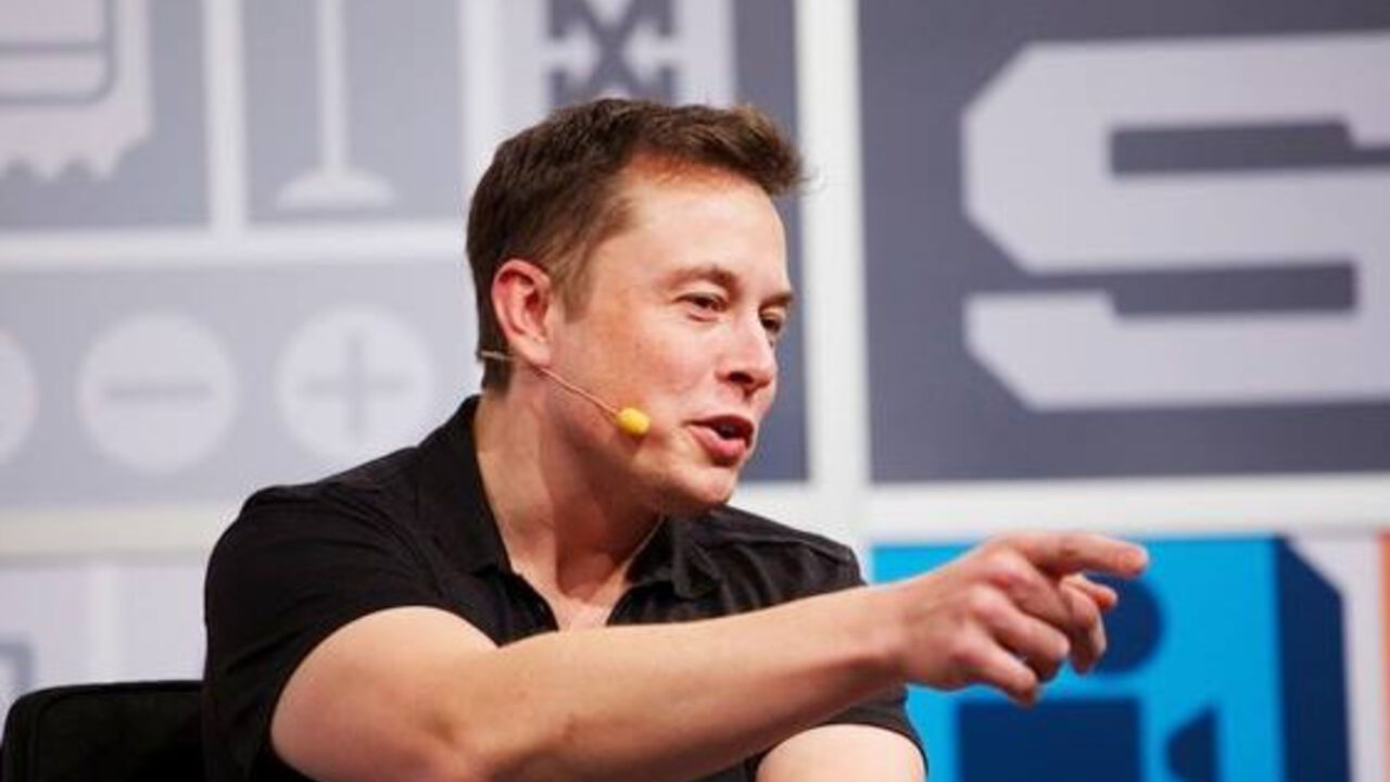 Elon Mask, vlasnik Tesla motorsa