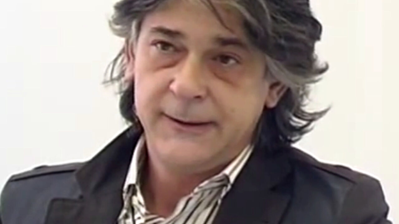 Dr Siniša Kojić