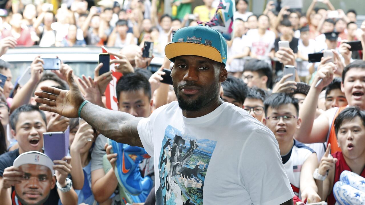 Lebron Džejms