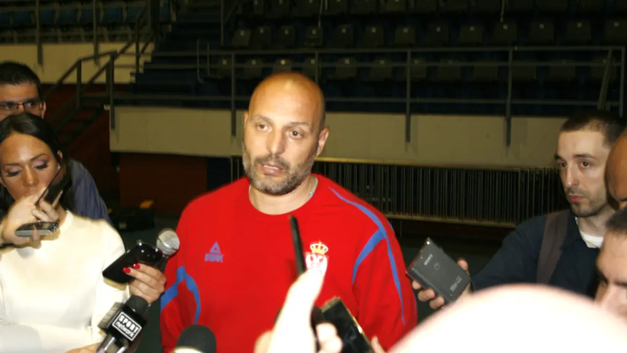 Aleksandar Đorđević na otvorenom treningu reprezentacije u okviru priprema za SP u Španiji