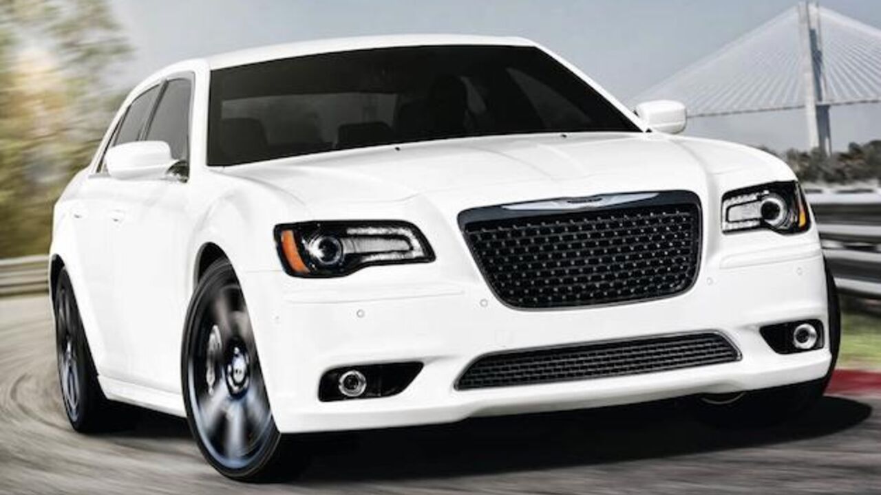 Chrysler 300 SRT model 2012