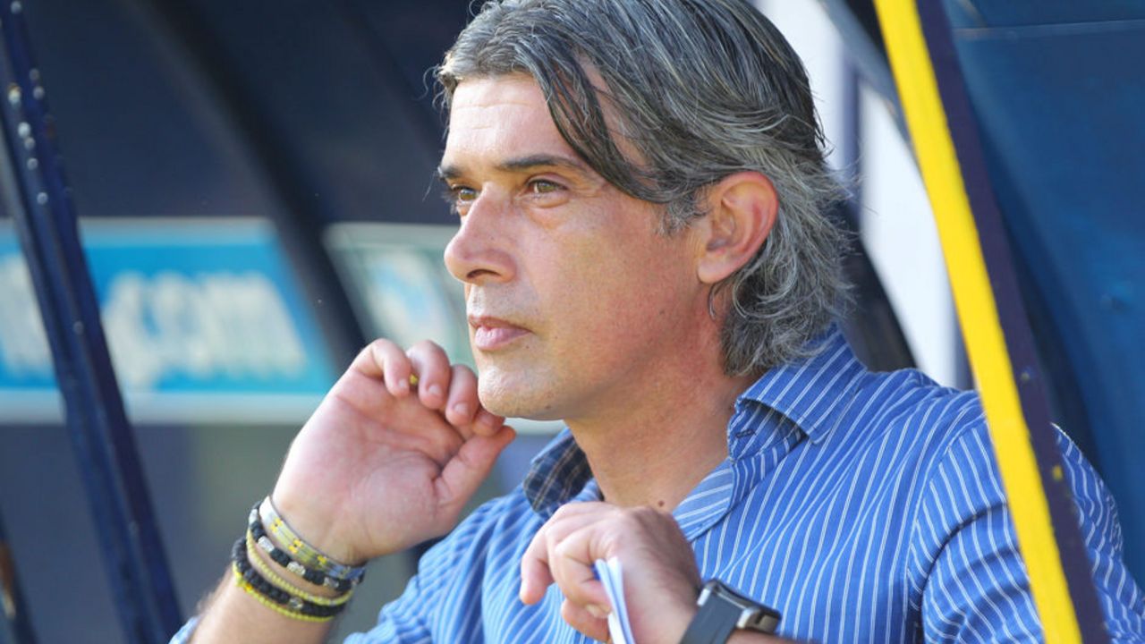 Trener Voždovca Zoran Milinković na meču prvog kola JSL protiv Partizana
