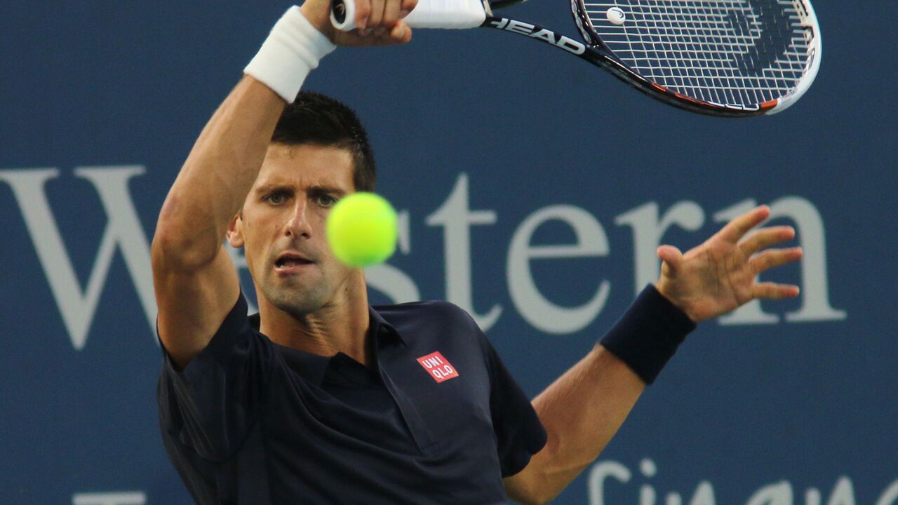 Novak Đoković u meču drugog kola Mastersa u Sinsinatiju protiv Žila Simona