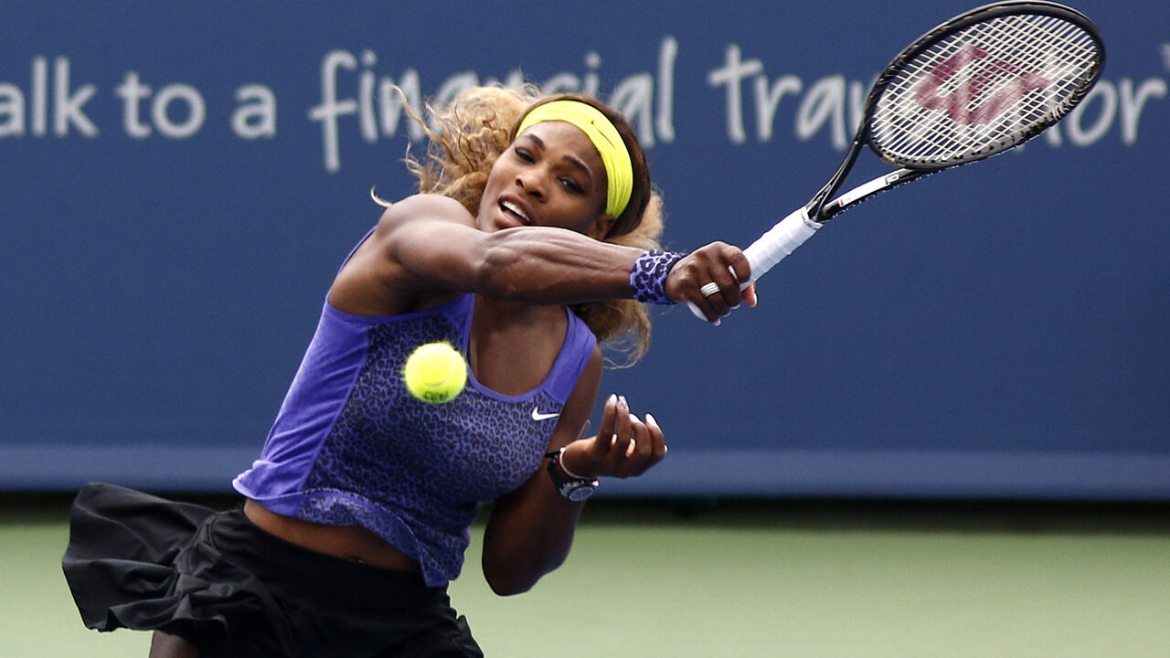 Serena Vilijams u polufinalnom meču WTA turnira u Sinsinatiju protiv Karoline Voznjacki