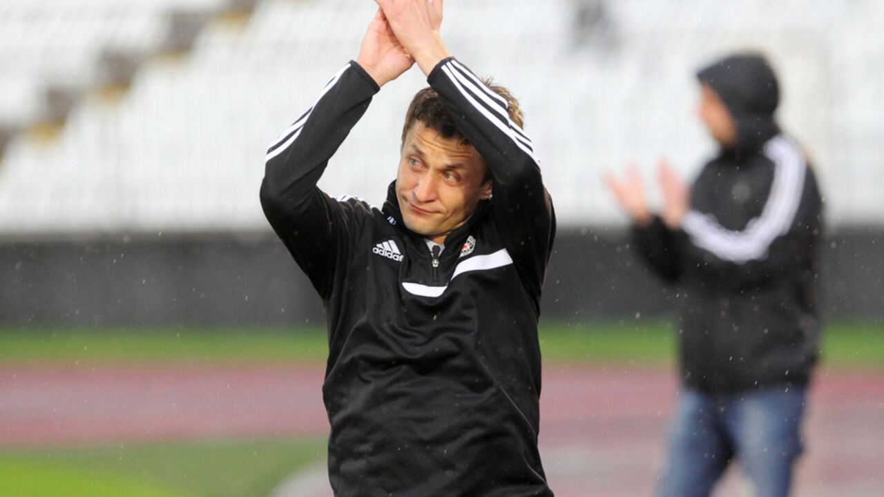 Saša Ilić pozdravlja navijače