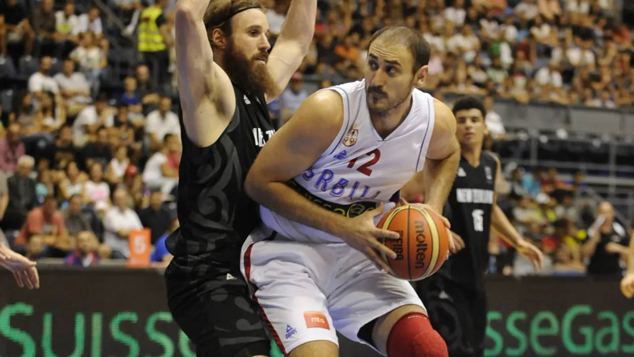 Nenad Krstić u prijateljskom meču protiv Novog Zelanda u hali "Pionir"