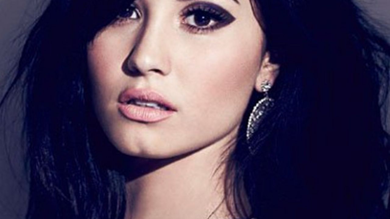 Demi