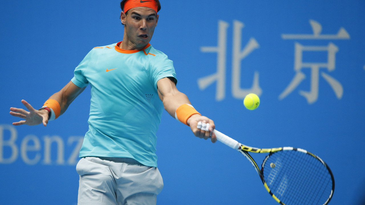 Rafael Nadal u meču protiv Rišara Gaskea na ATP turniru u Pekingu, prvi put nakon tromesečne pauze zbog povrede