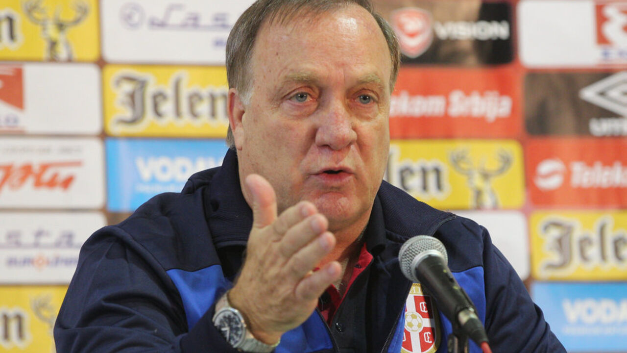 Dik Advokat na konferenciji za novinare pred meč sa Albanijom u kvalifikacijama za EURO 2016.