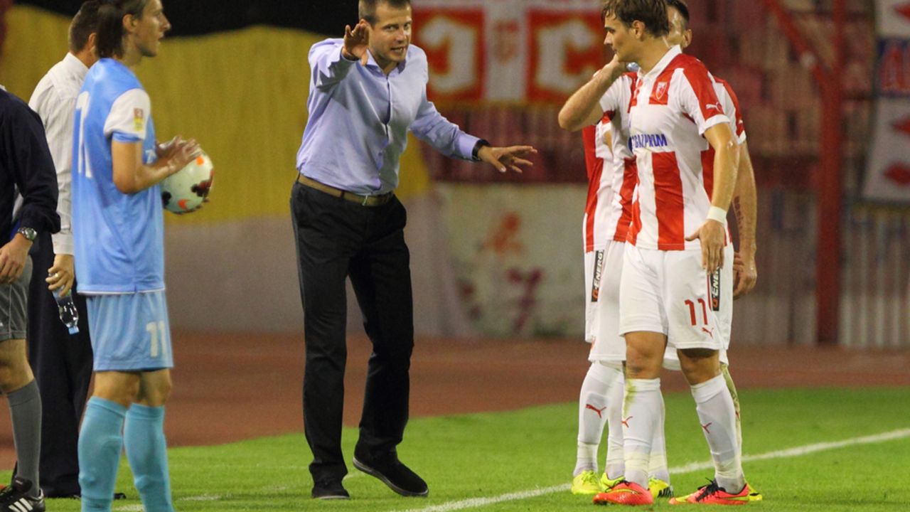 Trener Crvene zvezde Nenad Lalatović sa Nejcom Pečnikom