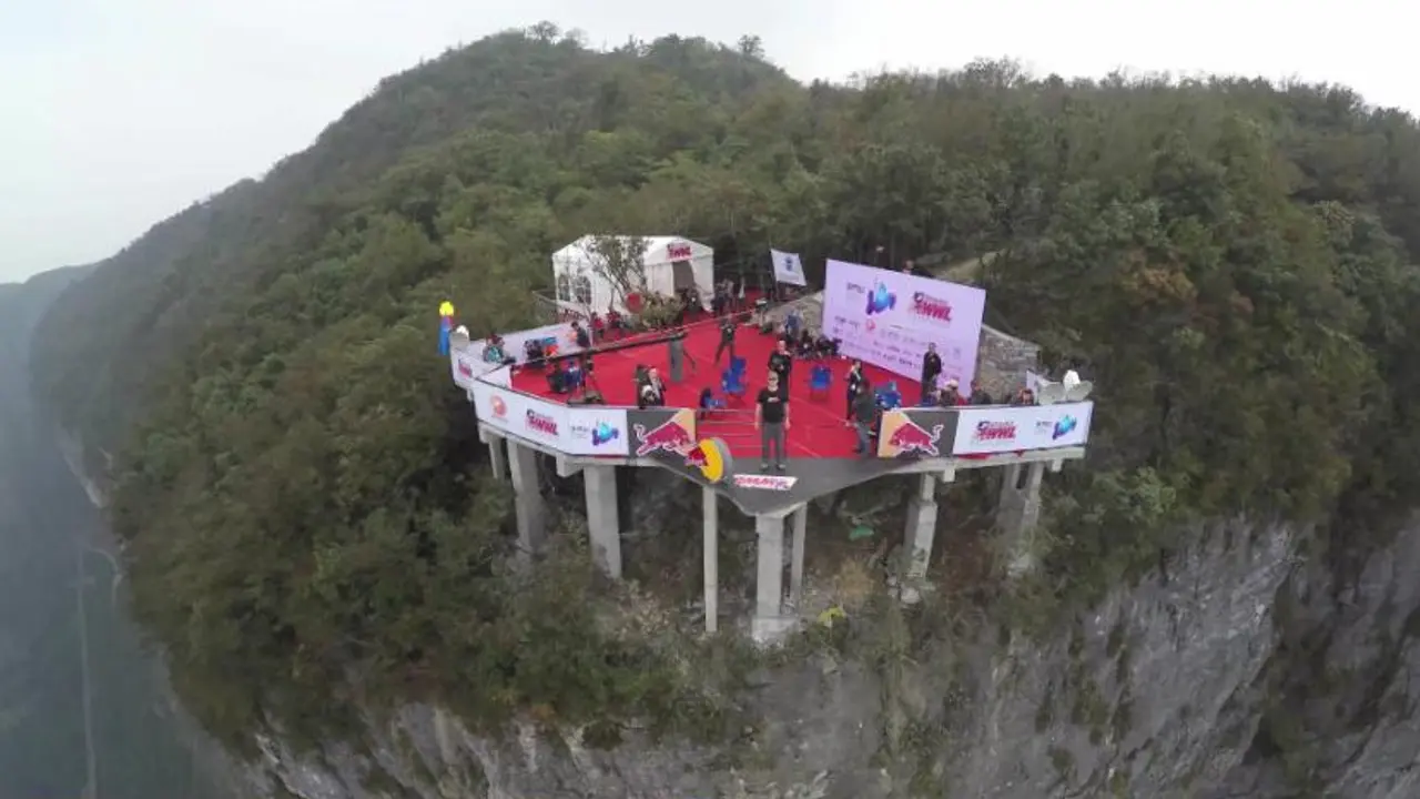 Pista za "wingsuit" letače
