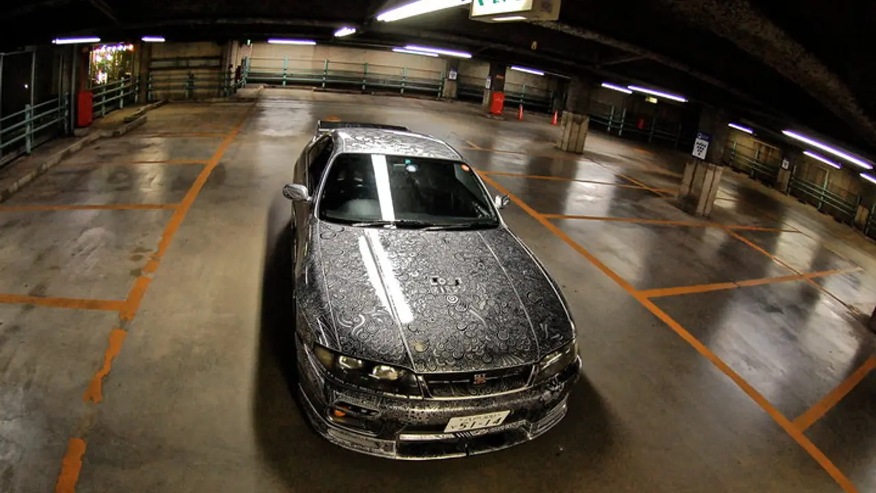 NIssan GT-R oslikan