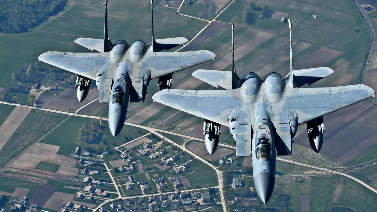 NATO lovci F15