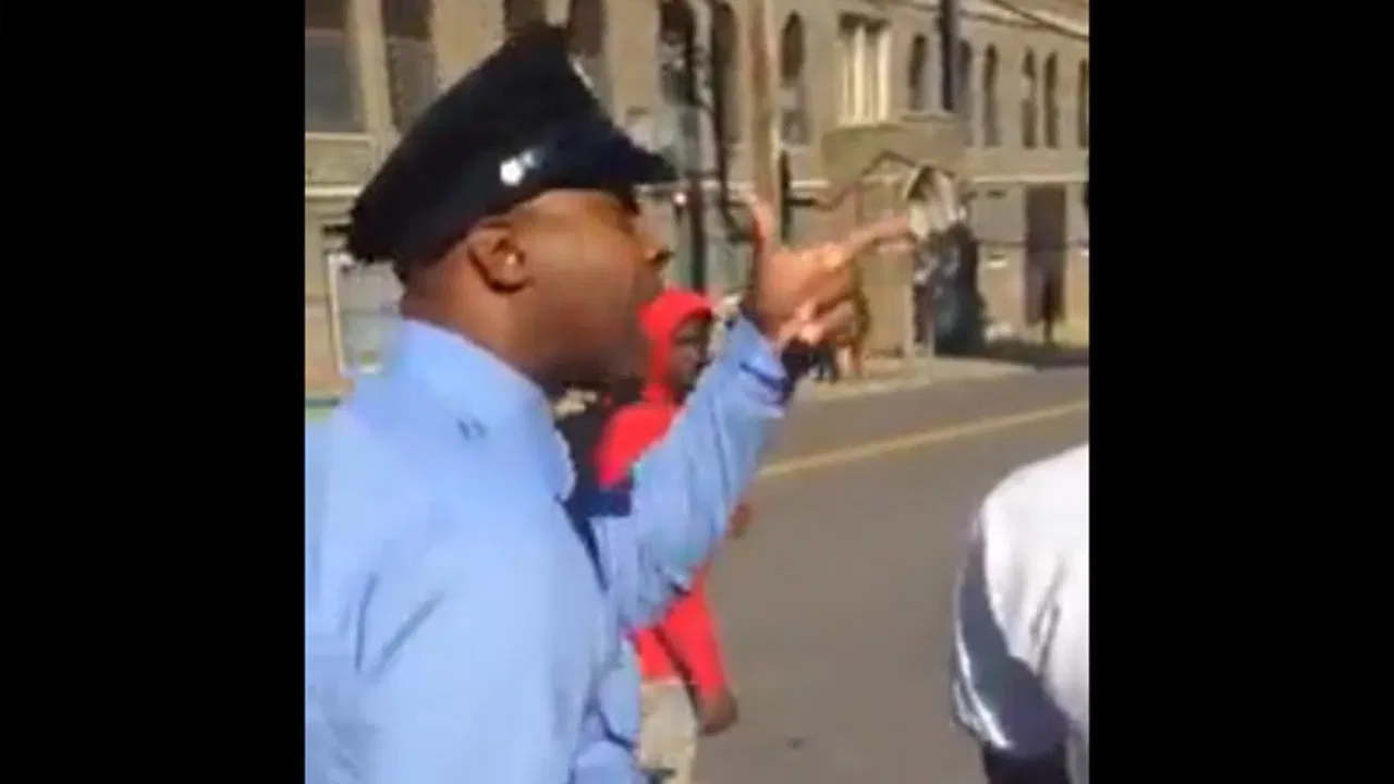 Zli policajac