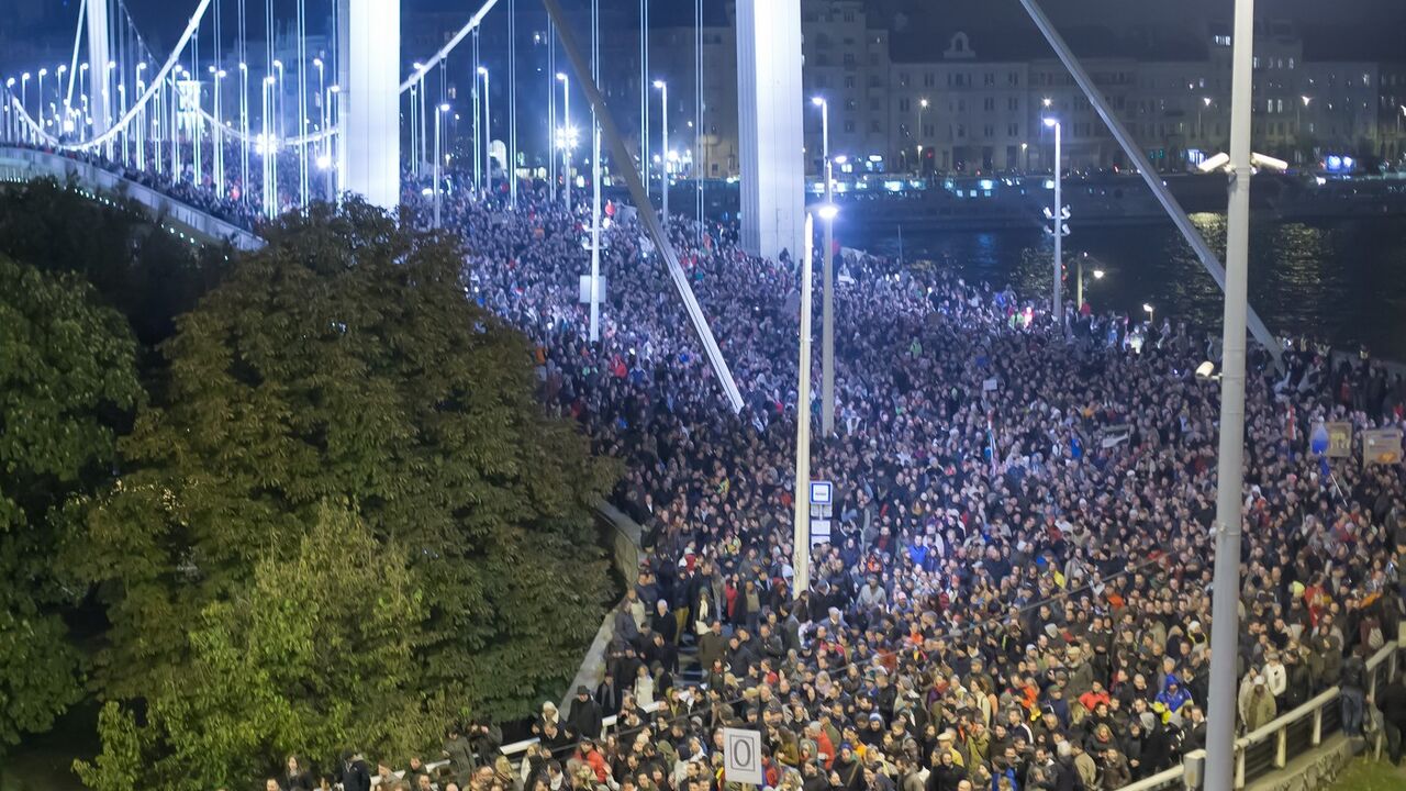 Protesti u Mađarskoj zbog uvođenja poreza