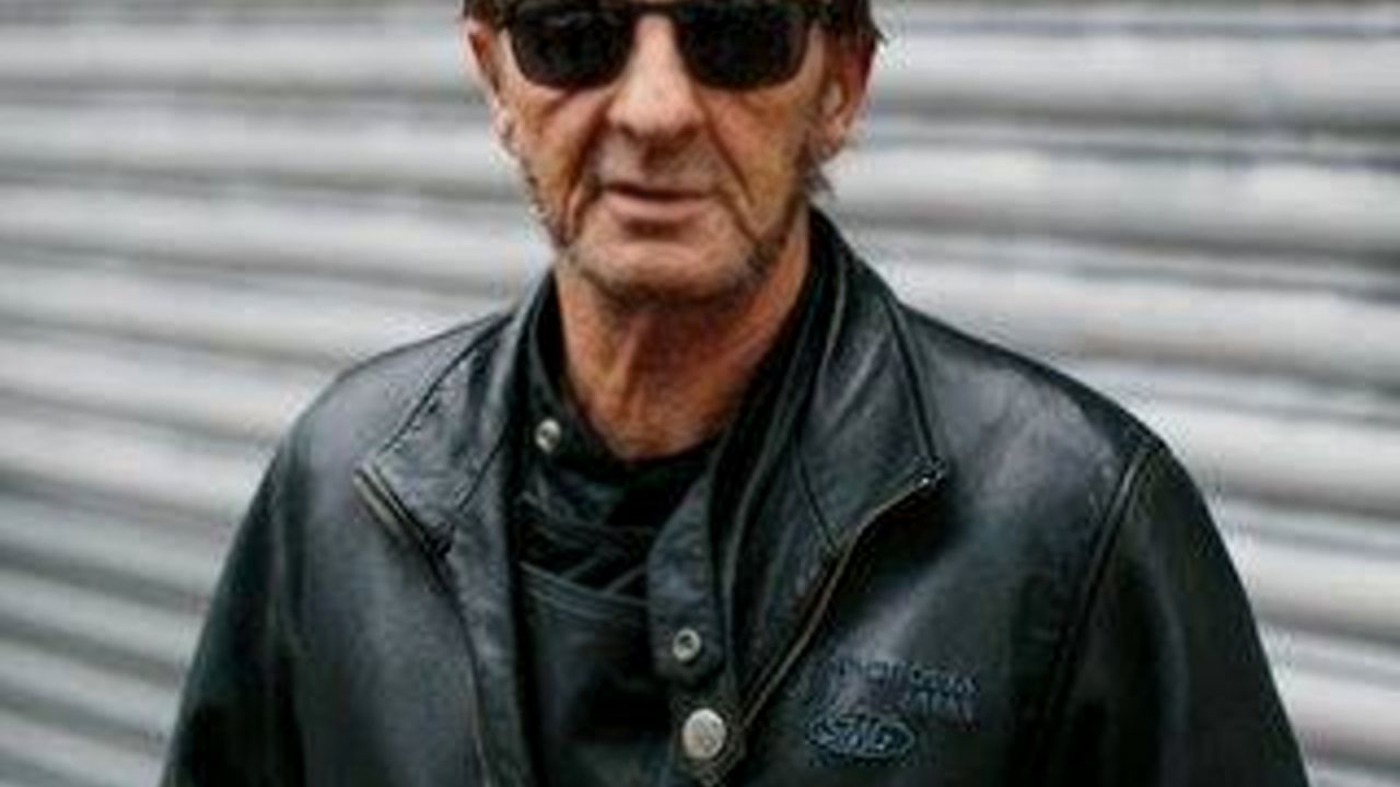 Fil Rad - bubnjar grupe AC/DC