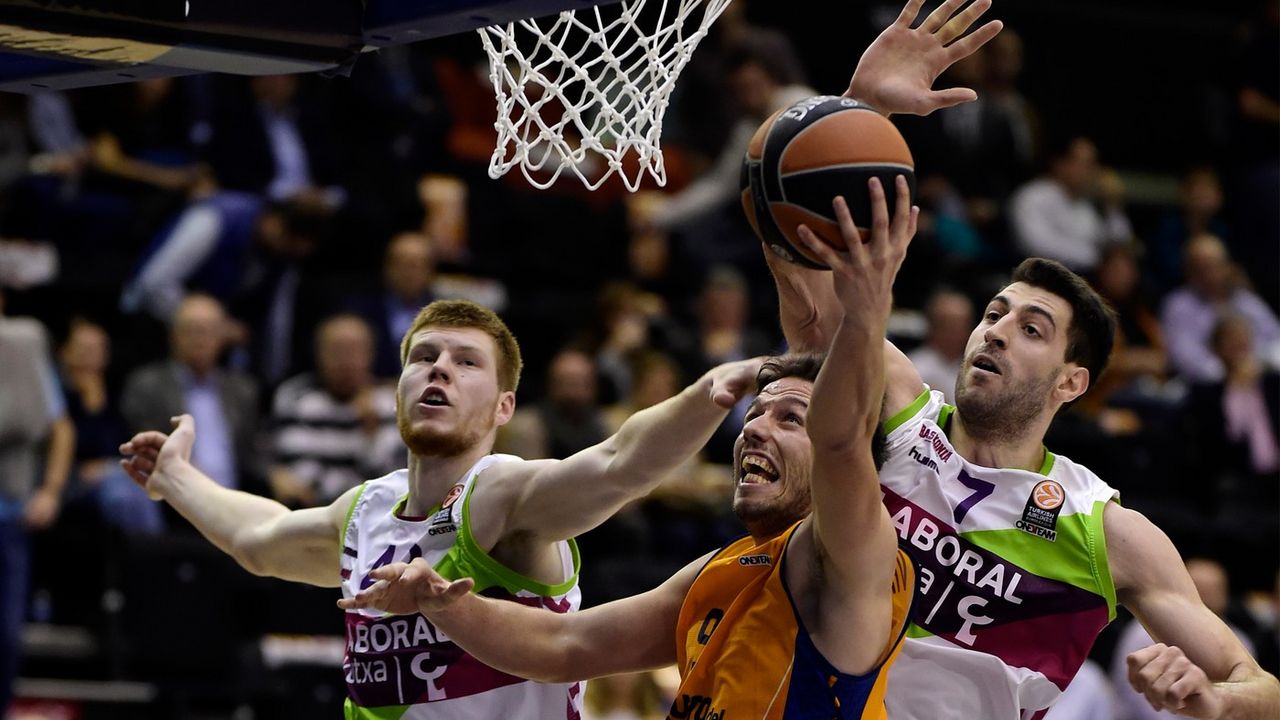 Davis Bertans u duelu protiv Valensije